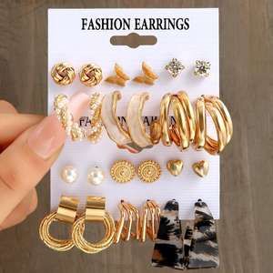 Hot Sale Trendy Geometric Butterfly Pearl Circle Earrings Set For Women Fashionable Pearl Hoop Earrings