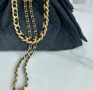 All Handcrafted, with the Best Quality.Customized LOGO Ladies' Handbags and Crossbody Bags. Made of Cowhide and Sheepskin.