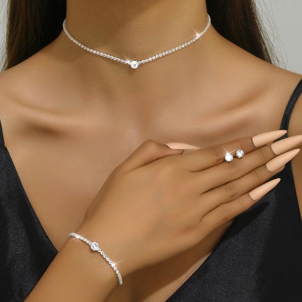 All-Match Gold Alloy Necklace Bracelet Earrings Set New Exquisite Romantic Casual Temperament Accessories for Bridal Wedding